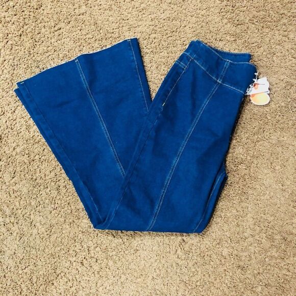 Cider‎ Women's Denim High Waist Flared Jeans Dark Navy Size Medium NWT - Picture 8 of 8